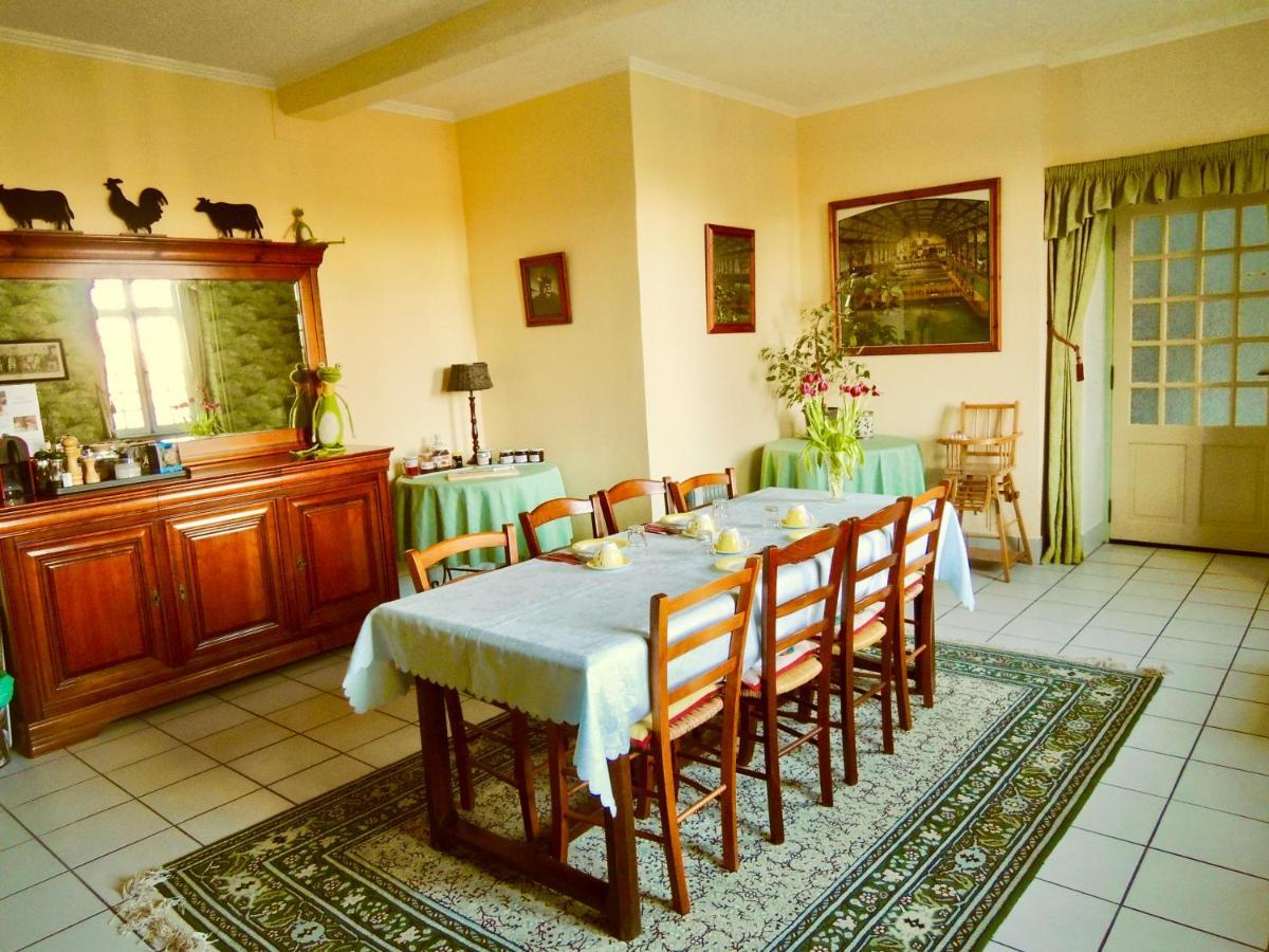 Bed and Breakfast Le Logis Des Quatre Puits Neuvicq-Montguyon Екстер'єр фото